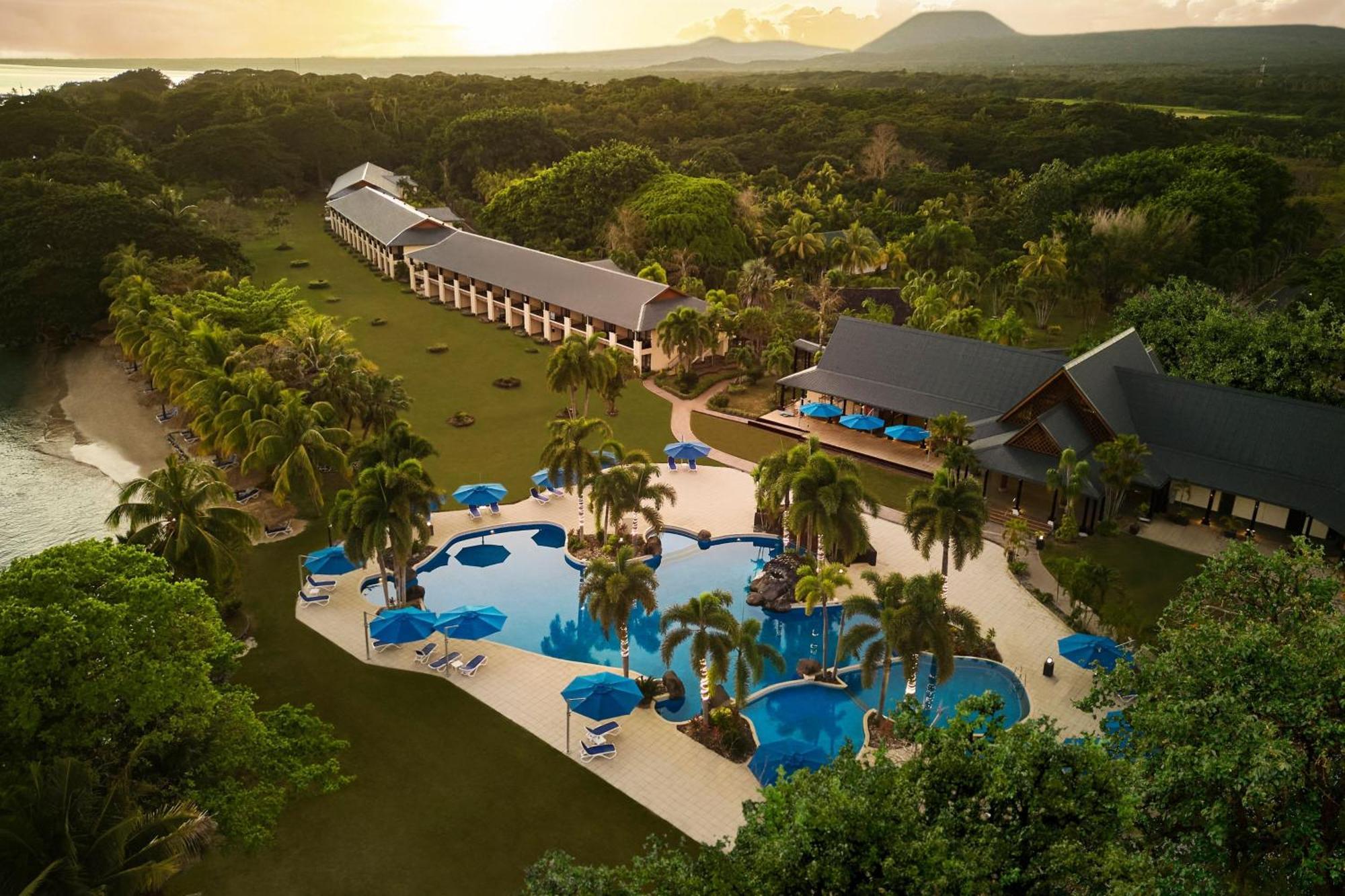 Sheraton Samoa Beach Resort Mulifanua Exterior foto