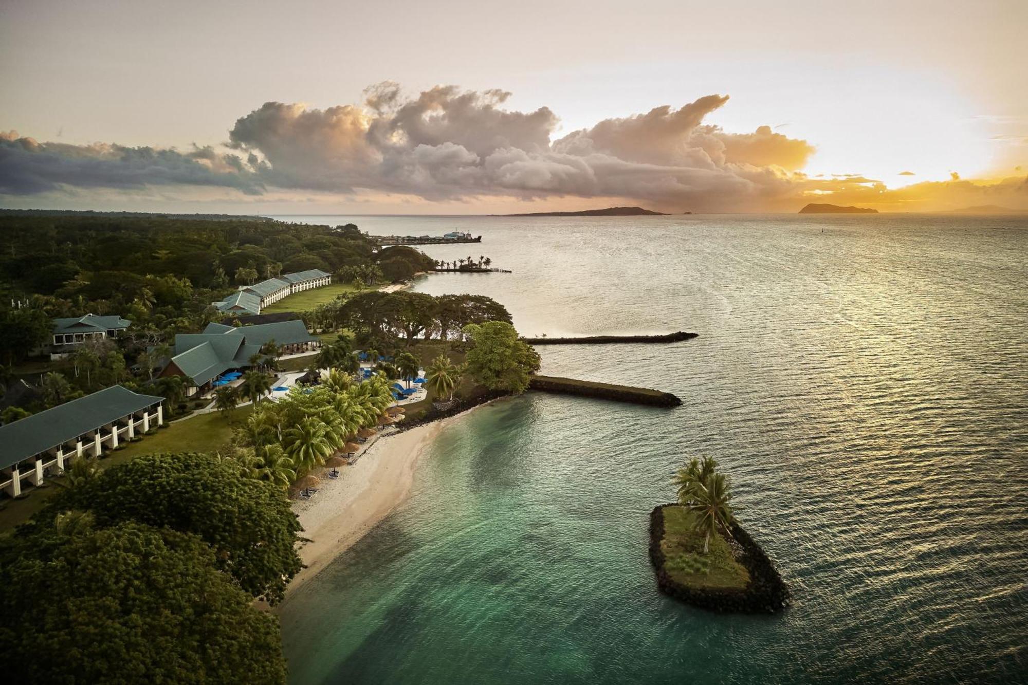 Sheraton Samoa Beach Resort Mulifanua Exterior foto