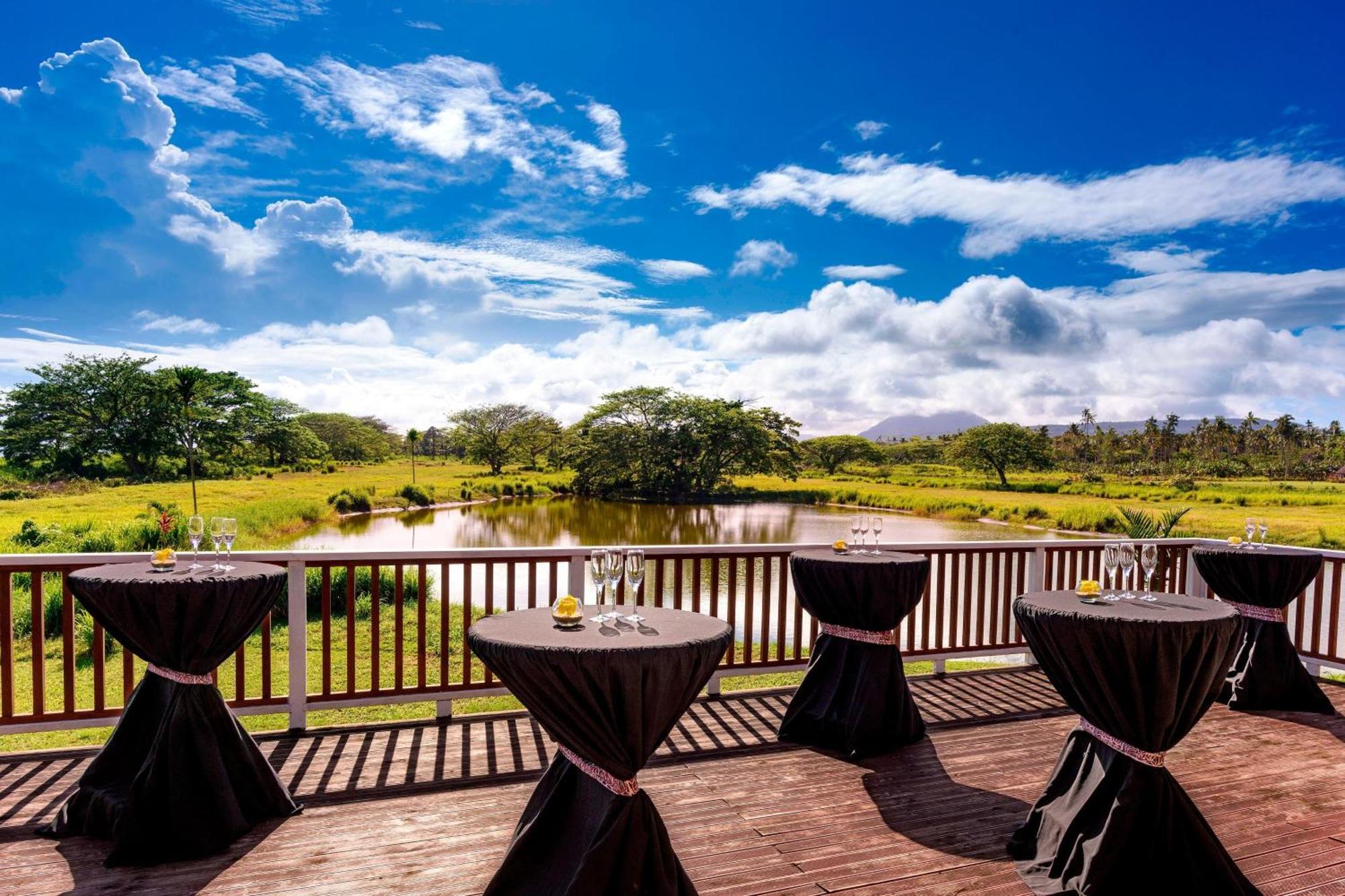 Sheraton Samoa Beach Resort Mulifanua Exterior foto