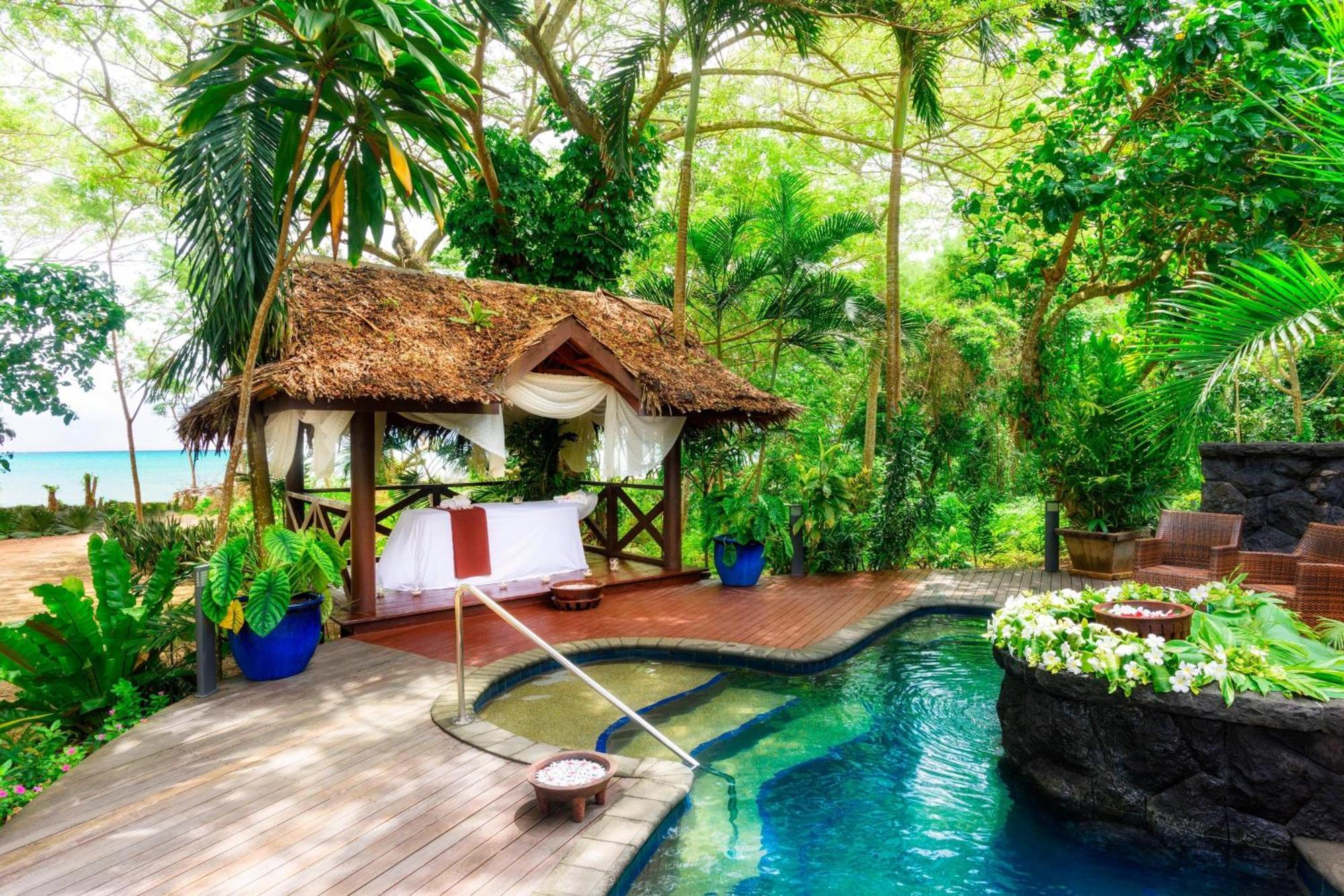 Sheraton Samoa Beach Resort Mulifanua Exterior foto